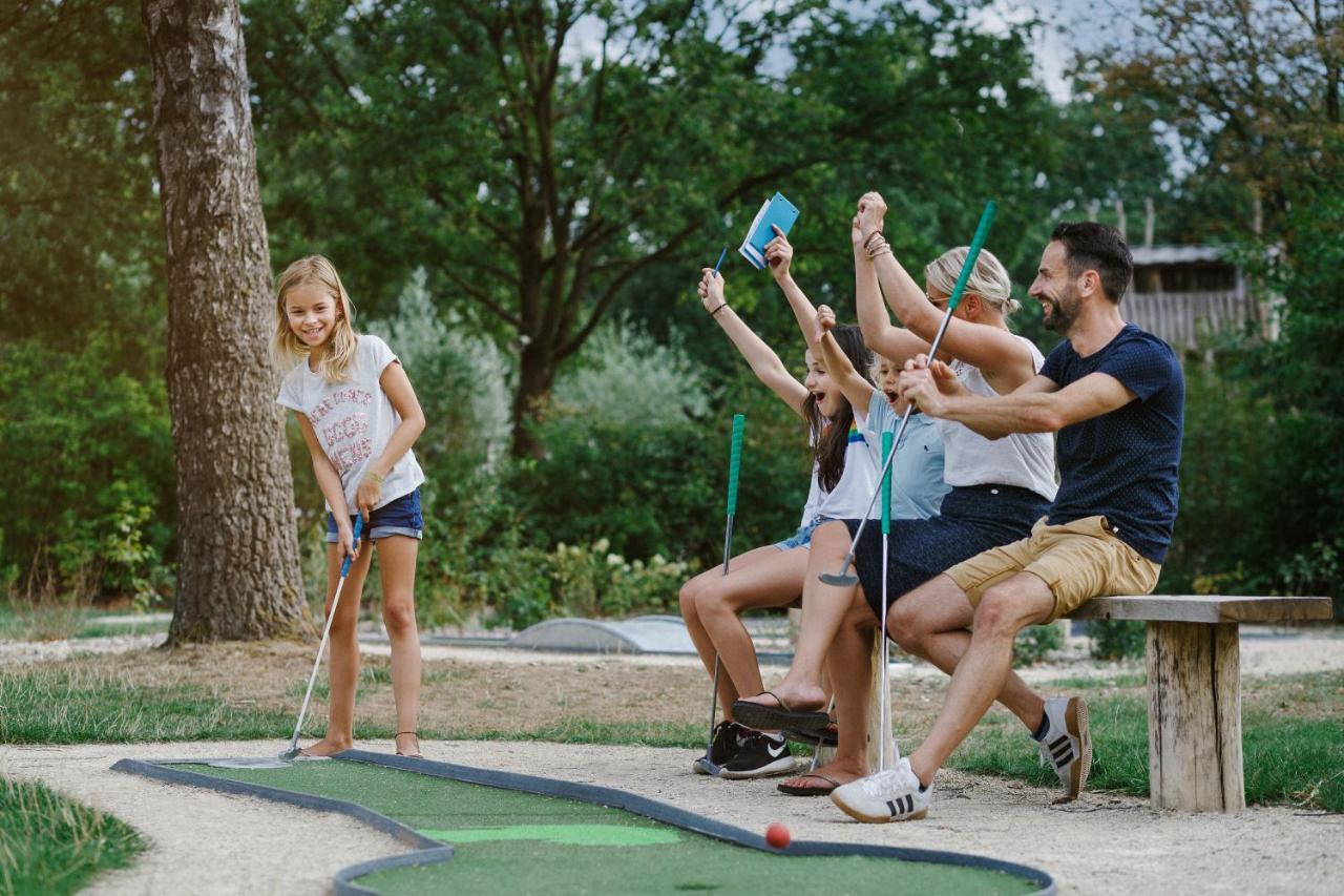 Vakantiepark Dierenbos Vinkel エクステリア 写真